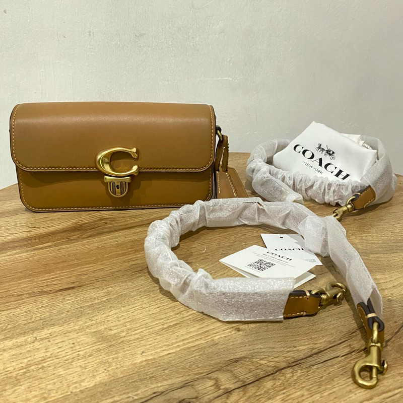 (preloved) coach - studio baguette bag