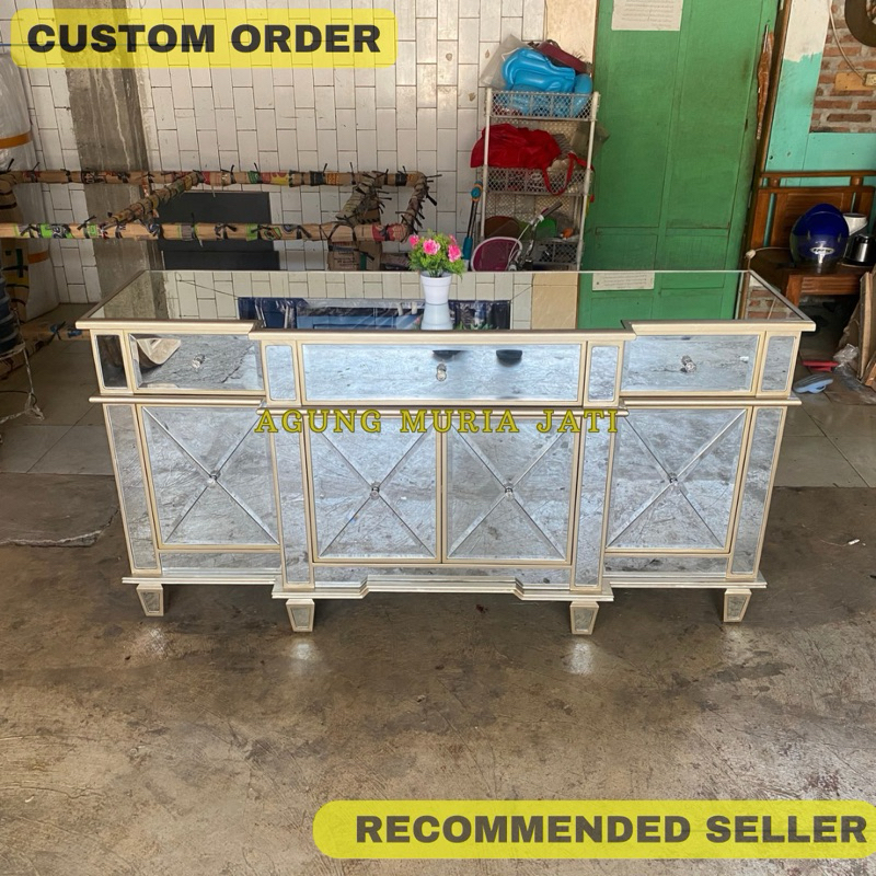Bufet Minimalis Modern Kaca Cermin 160 Cm