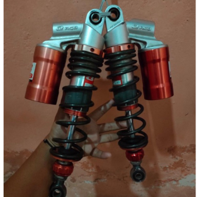 Shock belakamg rcb sb1 size 32 bekas pemakaian