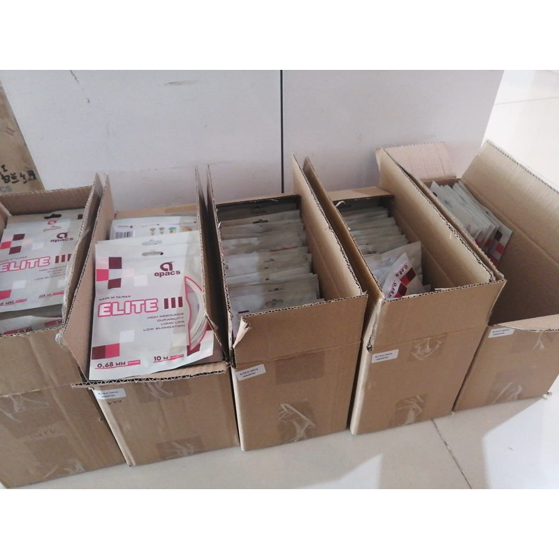 Senar raket badminton apacs ELITE III original