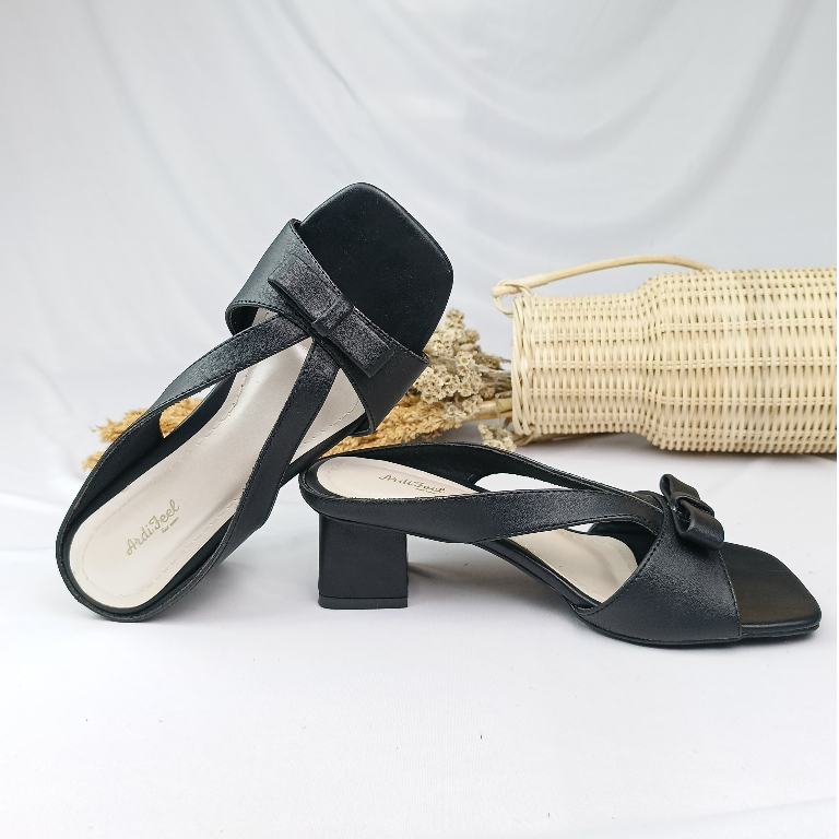 ArdiFeel Heels Wanita Big Size Hak Tahu 3 Cm Size 35-45 ARK 343 Hitam