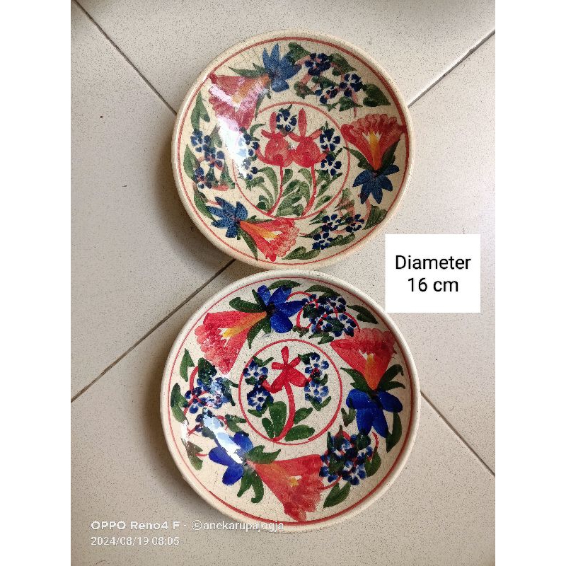 2 piring keramik lukis motif kangkung untuk dekorasi hiasan dinding