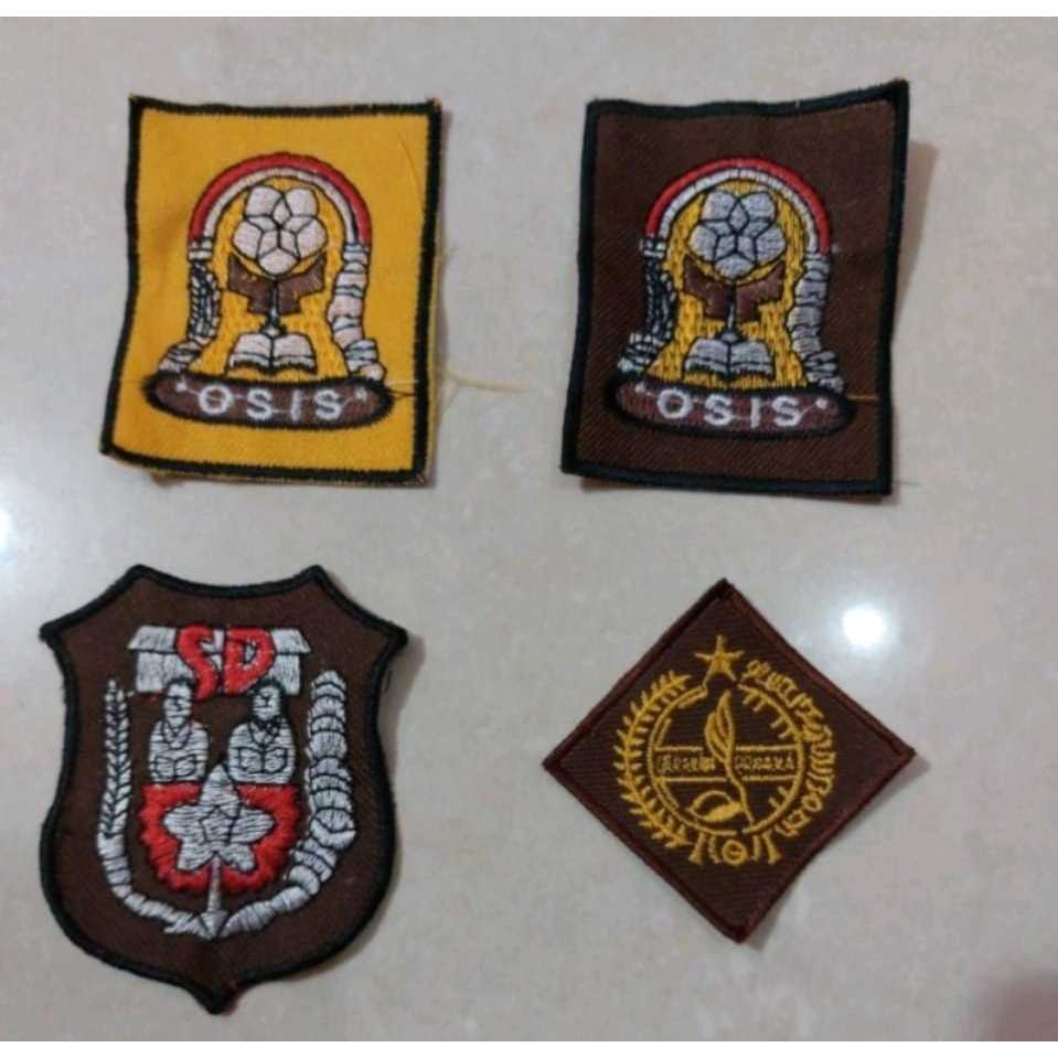 Bed SD SMP SMA Woven Bedge SD SMP SMA Bordir