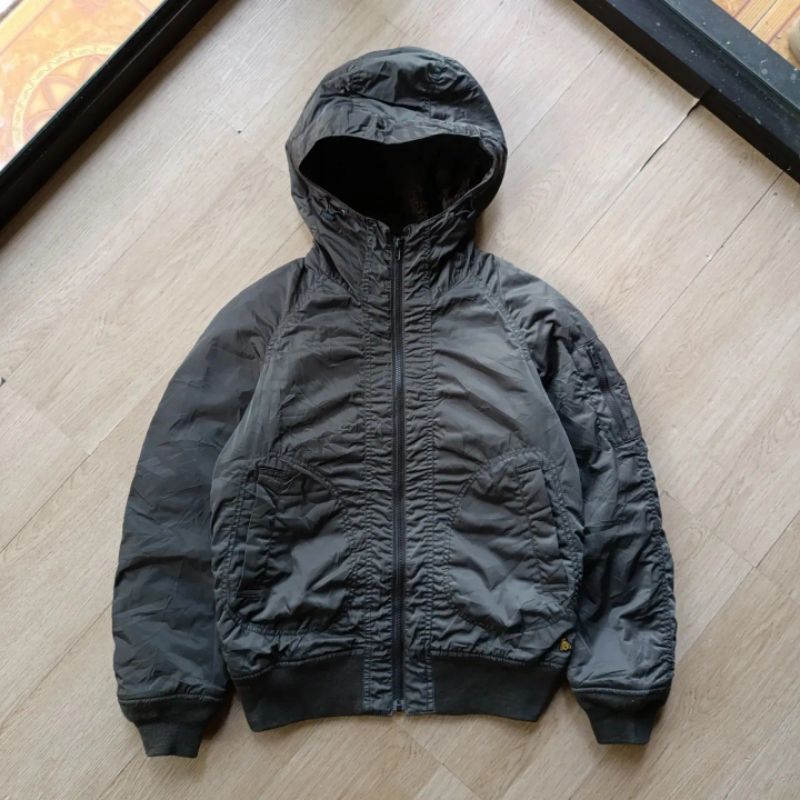 Jaket Uniqlo x Kiminori Morishita