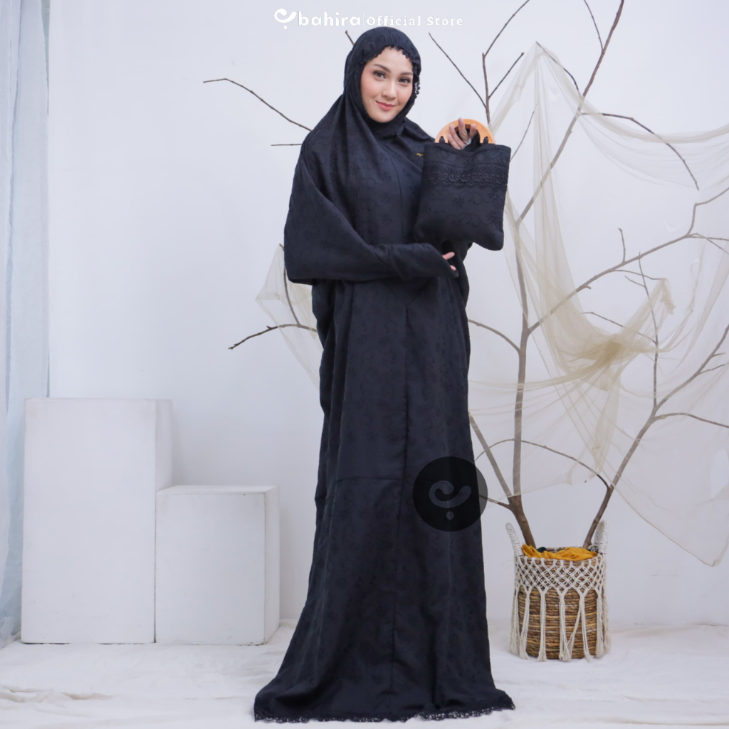 BAHIRA - Mukena Terusan Sutra Paris Hitam Full Bordir Renda Bawah Polos
