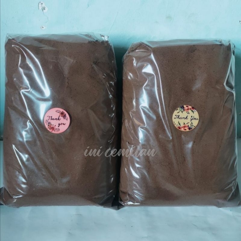 

1kg Kopi Bubuk Hitam Kwalitas Super Khas Madura