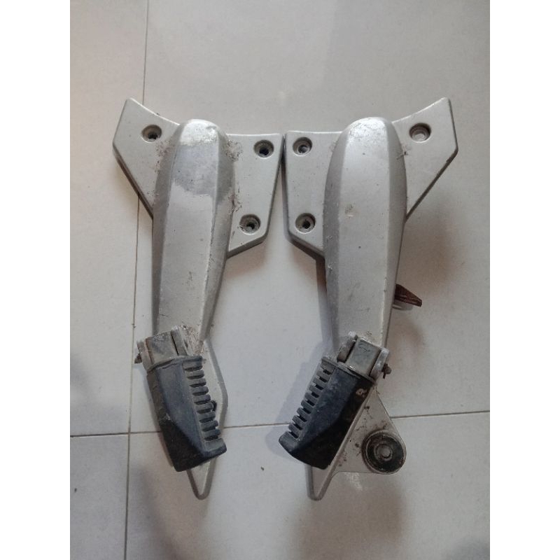 BUSTEP KAWASAKI ZX 130 ORIGINAL BEKAS