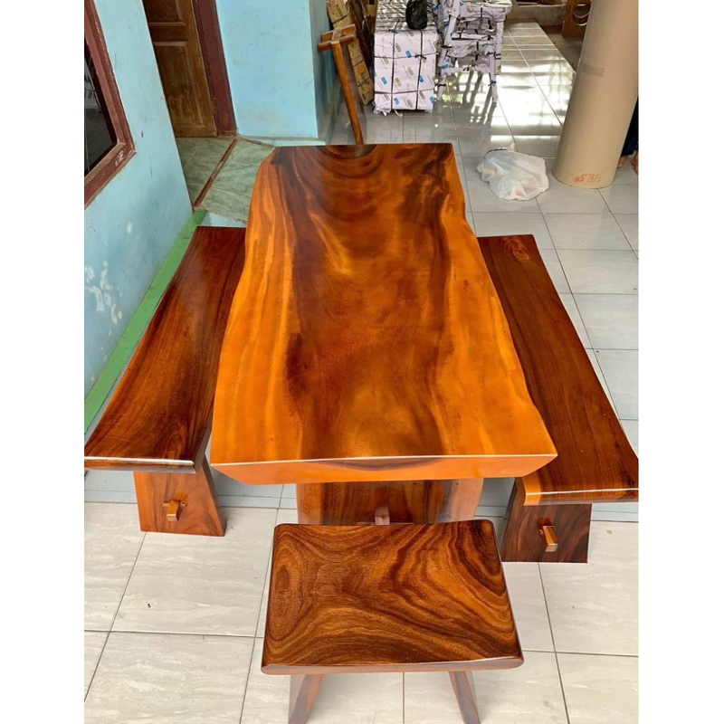 1 SET MEJA MAKAN ALAMI KAYU TREMBESI 150X70