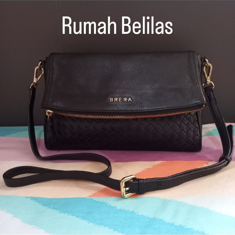 Tas Preloved Second Kulit Asli  Sling bag Brera