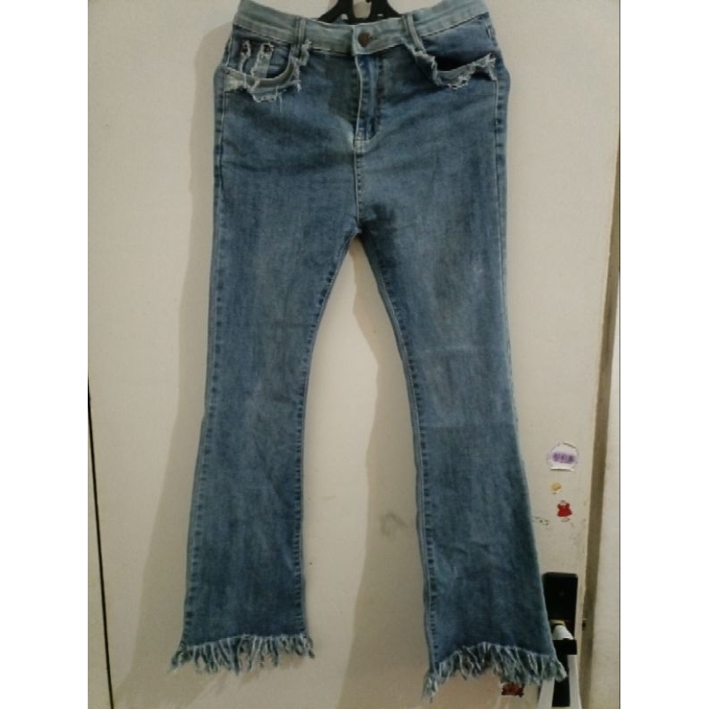 preloved celana jeans cutbray rawis highwaist