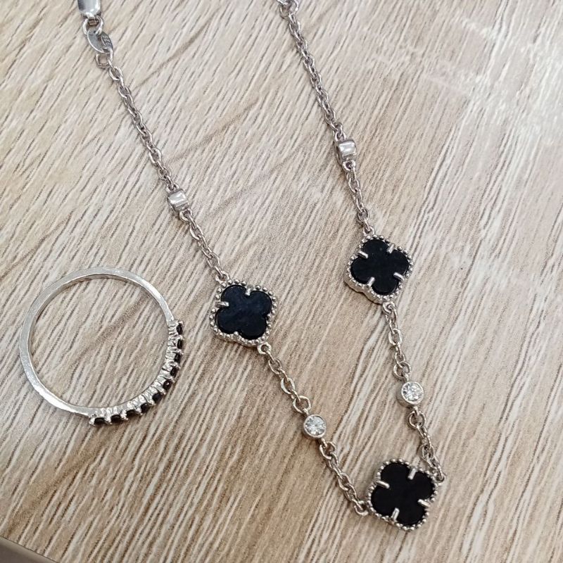 Gelang rantai bunga hitam & cincin Listring mata hitam silver