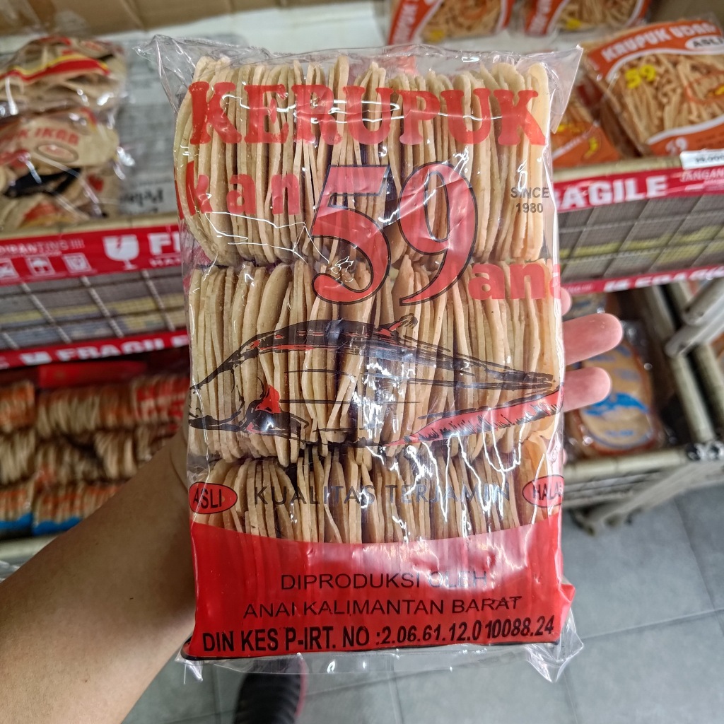 

Kerupuk Ikan Cap 59 / Krupuk Ikan Cap 59 Oleh Oleh Pontianak Khas Kalimantan / Krupuk Ikan Mentah