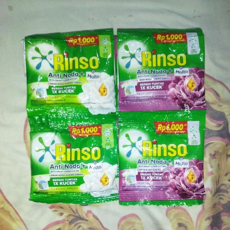 Rinso bubuk anti noda