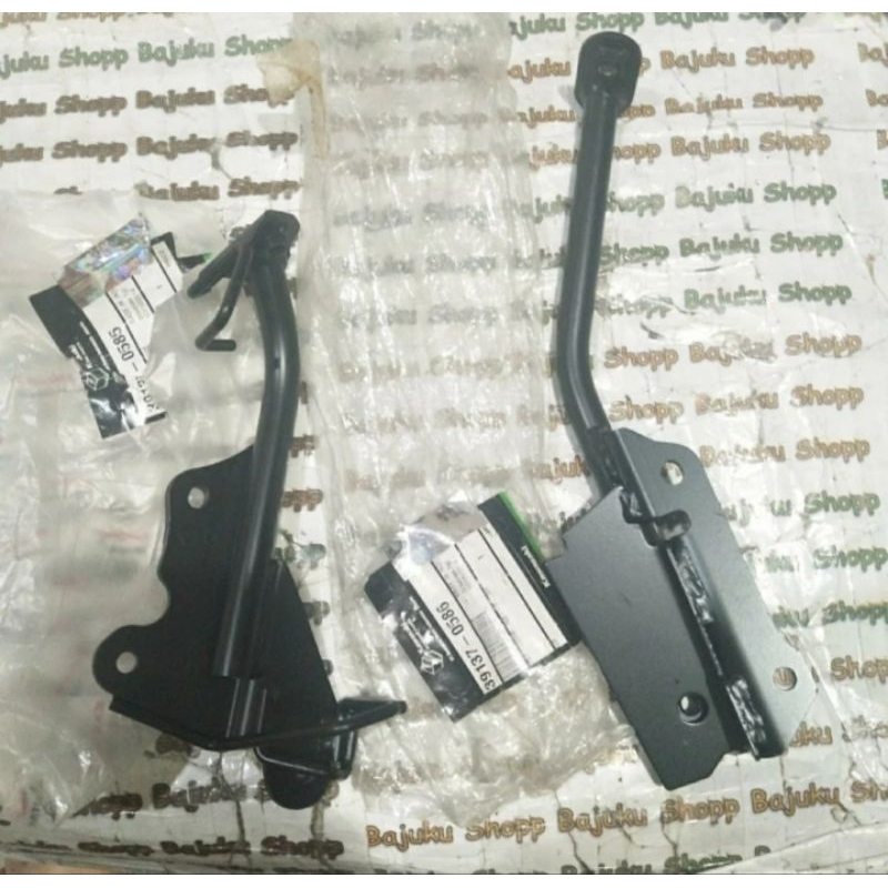 breket dudukan undercowl z250 sl sepasang original kawasaki