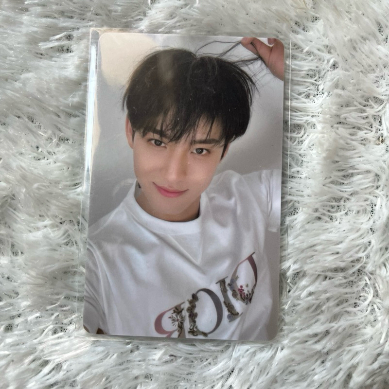 [BOOKED] PC Seventeen Mingyu Dior Gyutena bundle