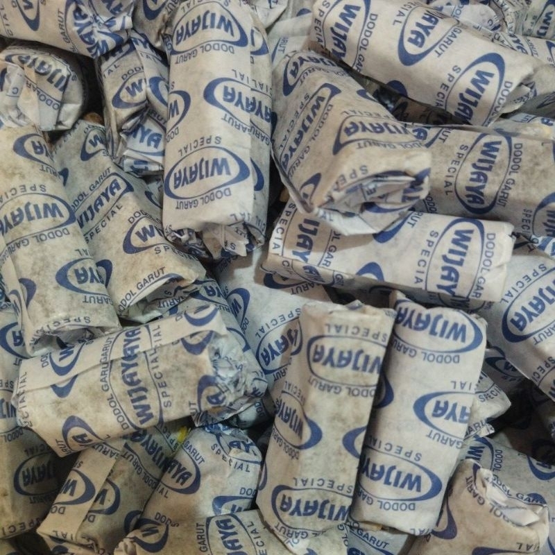 

DODOL GARUT KERTAS 1 KG