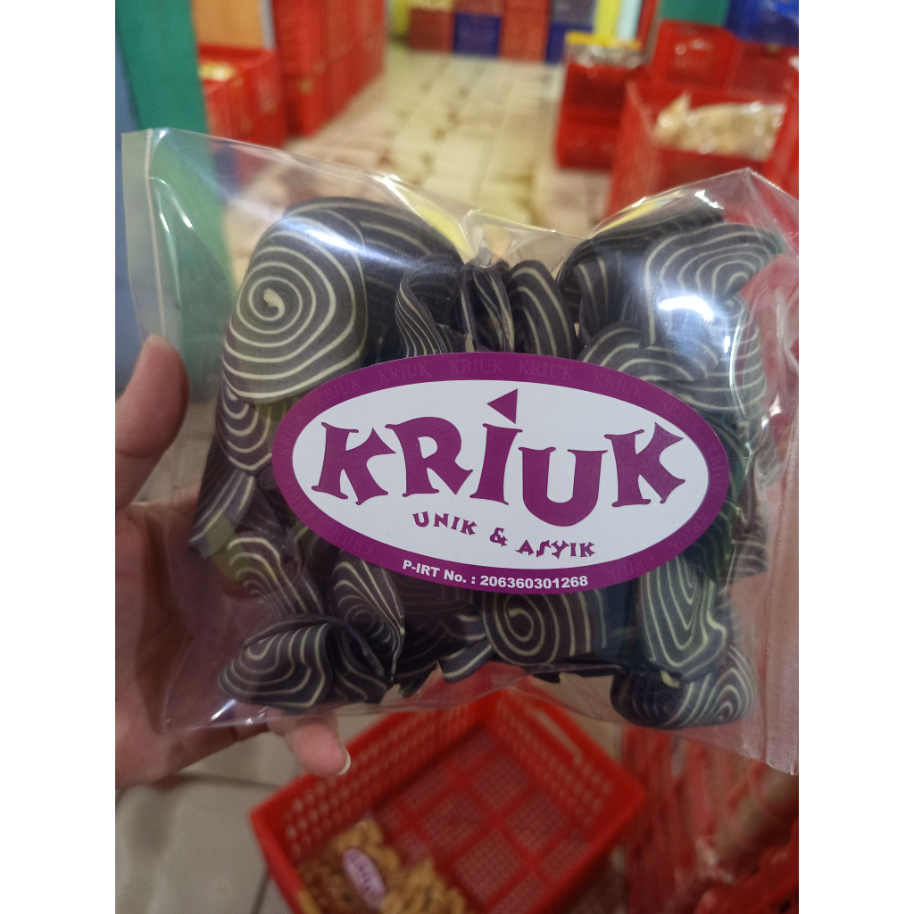 

KRIUK KUPING GAJAH RENYAH DAN MANIS