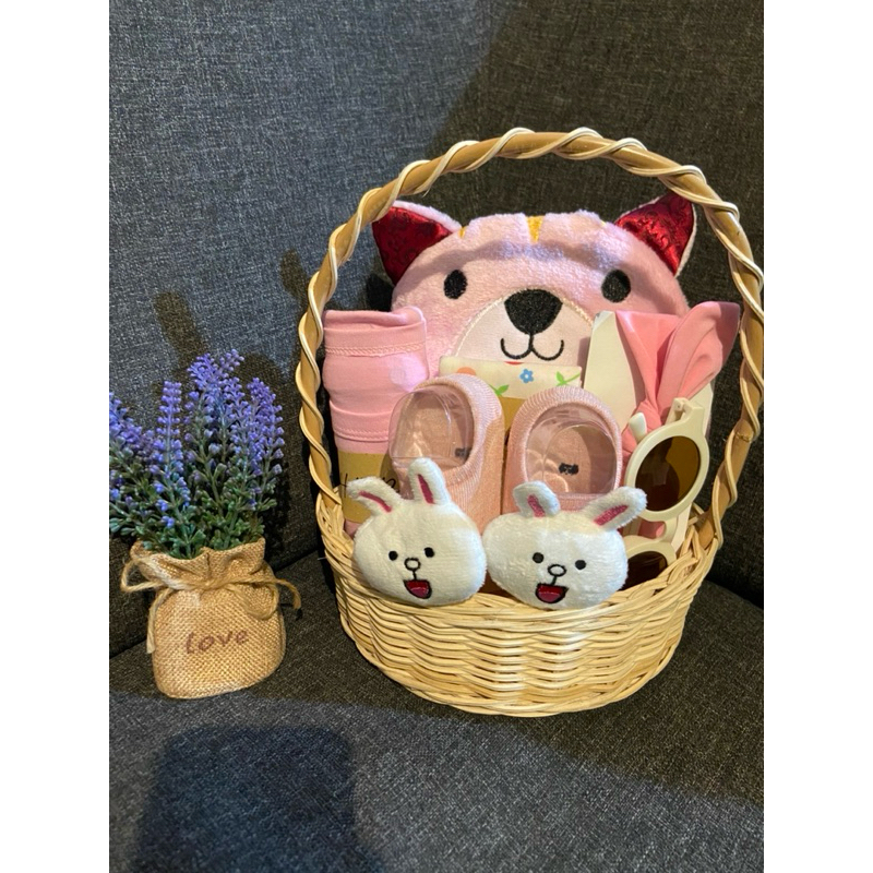 

Hampers custom