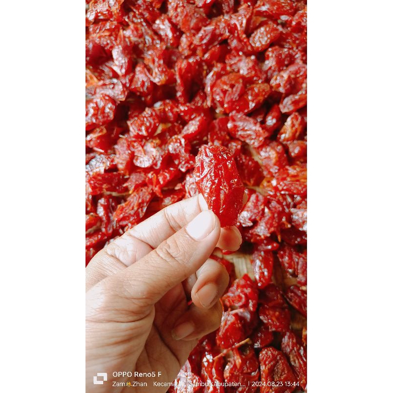 

MANISAN TOMAT KERING