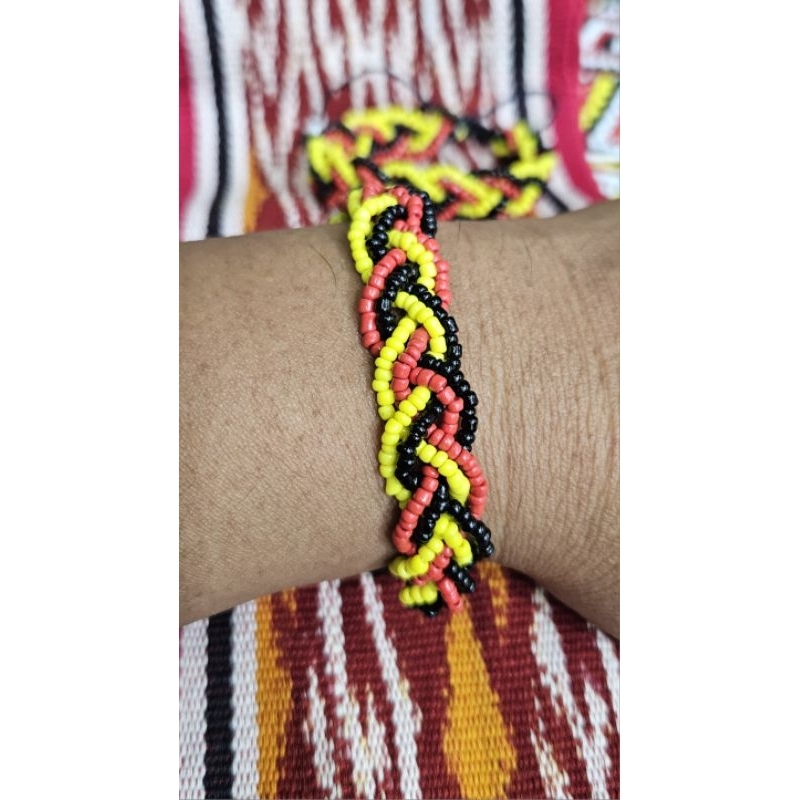 GELANG MANIK KHAS KALIMANTAN
