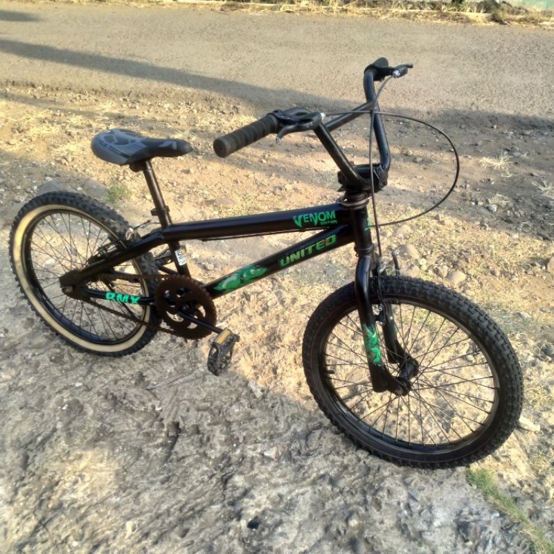 BMX united venom ukuran 20