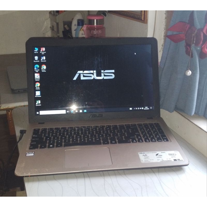 Laptop Asus X540Y