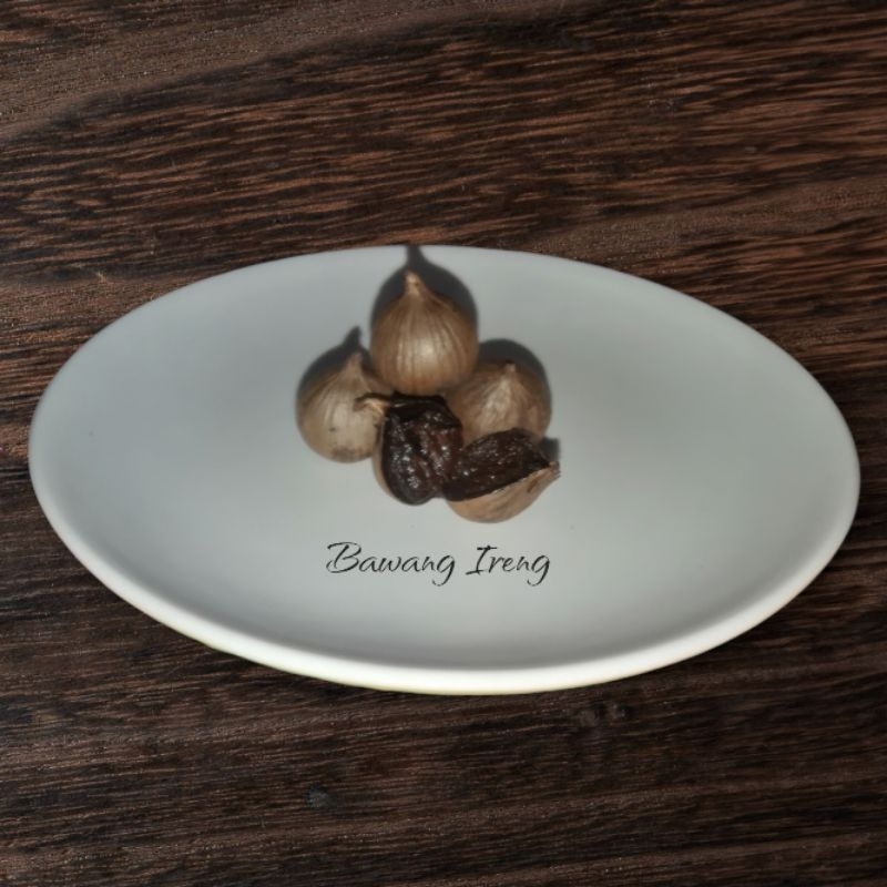 

BAWANG IRENG TUNGGAL/LANANG 250gr bawang hitam black garlic