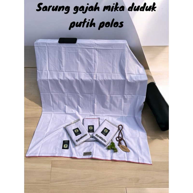 Sarung Gajah Duduk Putih Polos Mika Dus sarung gajah duduk polos putih mika zipper