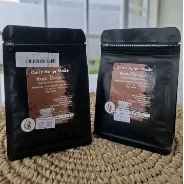 

Kopi Rempah Qeiza Homemade