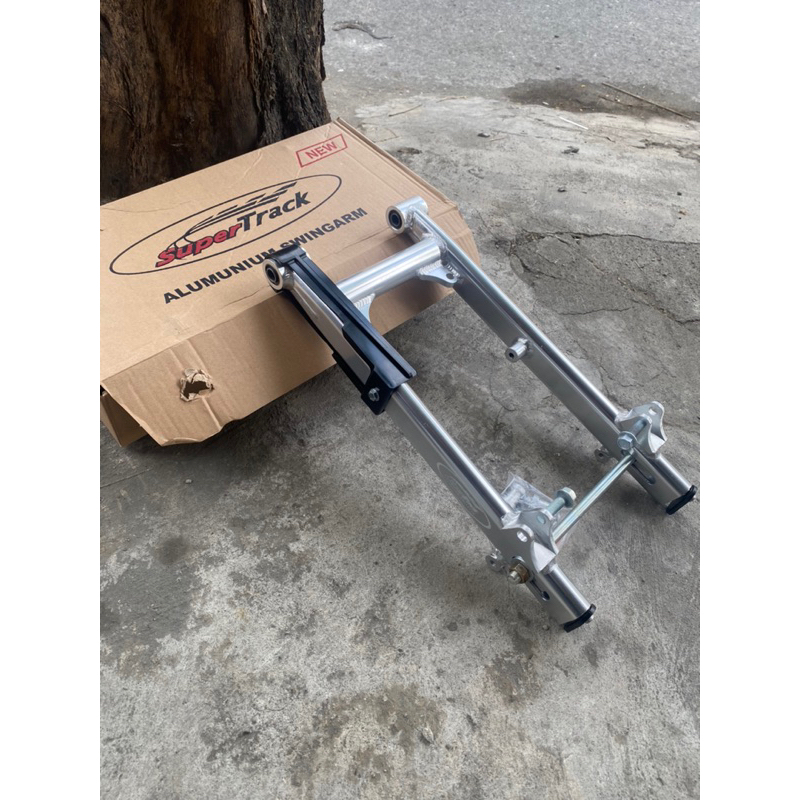 SWING ARM SUPERTRACK GEN 2 FIZR JUPITER Z SUPRA125DD SUPRA/GRAND RX KING SILVER KARISMA SILVER