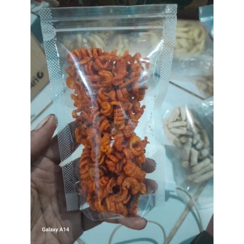 

MAKARONI BANTET SEPIRAL 40GR PEDES DAUN JERUK