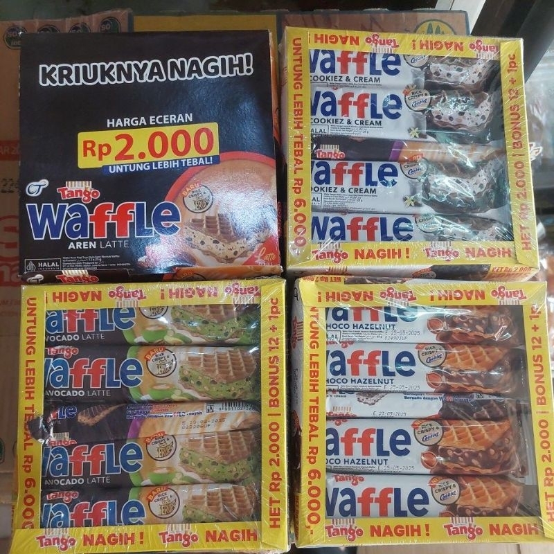 

TANGO WAFFLE KEMASAN BOX ISI 12 SACHET X 25 GRAM