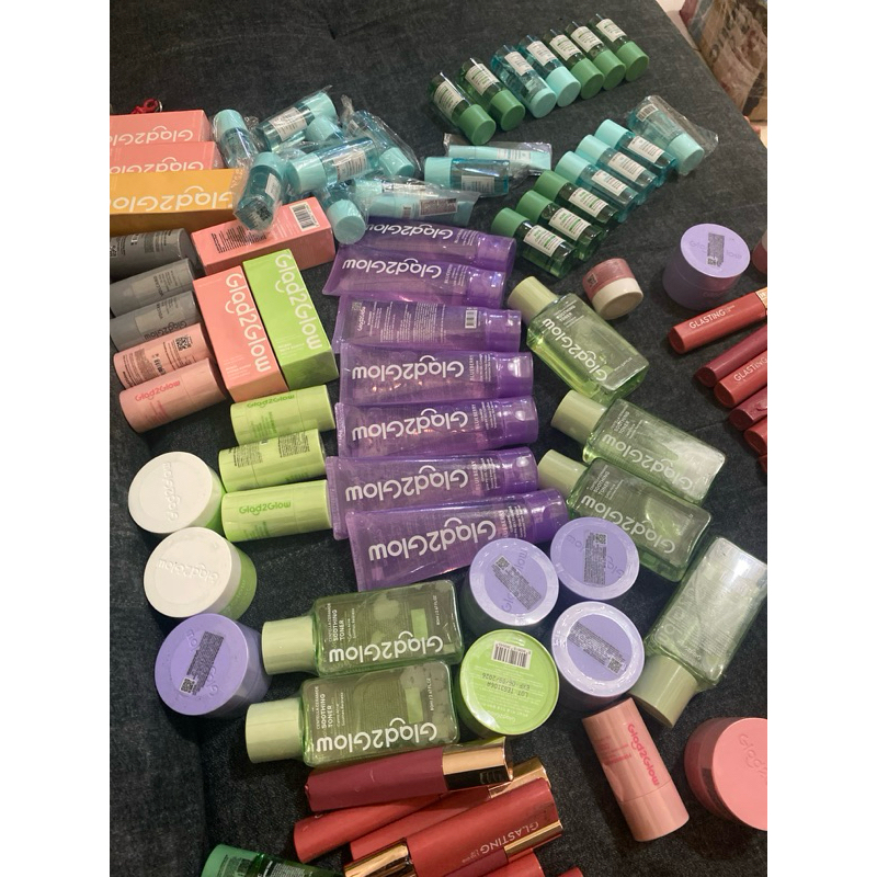 ETALASE LIVE CO KOSMETIK