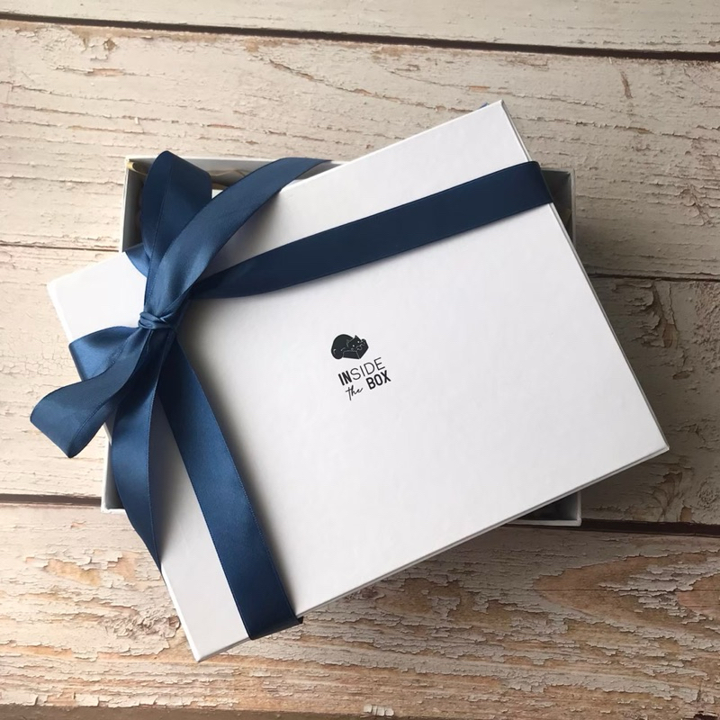 

Box Hadiah/Bungkus Kado/Hardbox Kado Murah