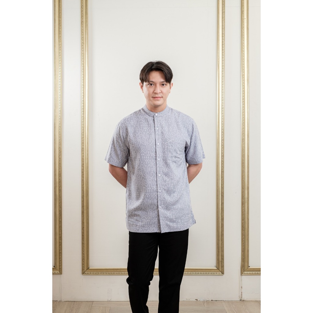 Intresse Padma Nara Abu-Abu Baju Koko Lengan Pendek