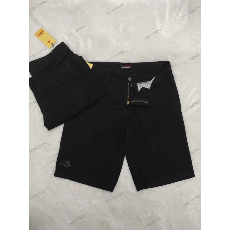 KENDY size 40-44 CELANA PENDEK KENDY JUMBO / CELANA PENDEK KATUN KENDY / CELANA PENDEK KENDY KATUN B