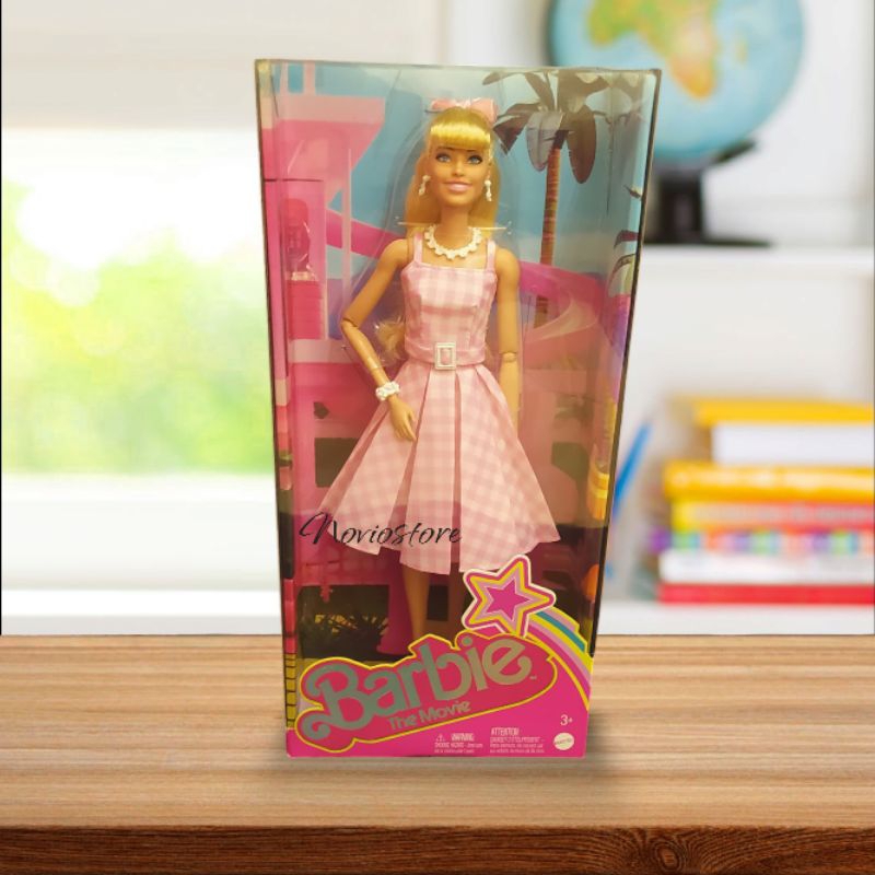 Barbie the movie doll - margot robbie