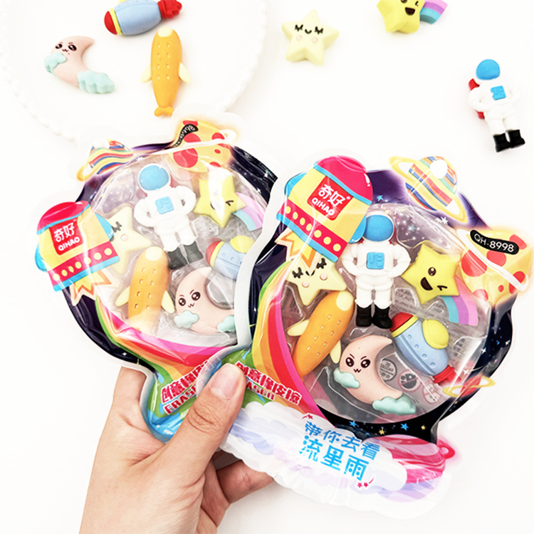 

8998 Penghapus set pouch karakter astronot space sensory play stationery