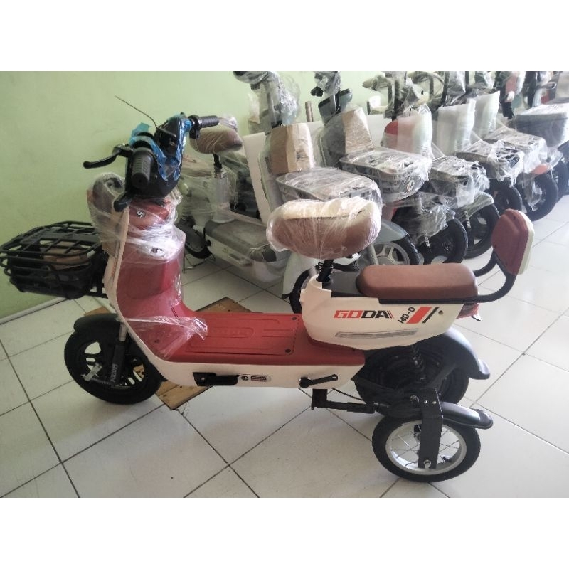 SEPEDA LISTRIK GODA 111  + RODA BANTU