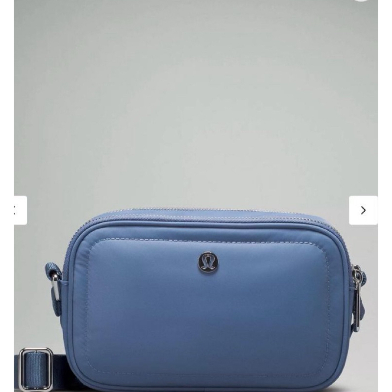 Lululemon Camera bag original