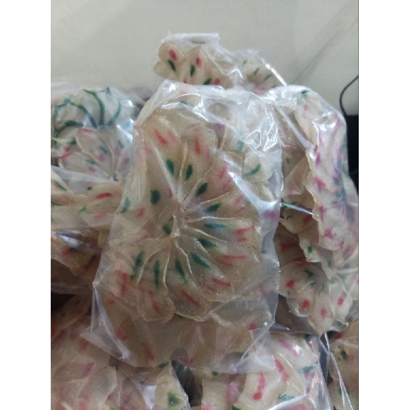 

Kerupuk Talas Khas Cianjur berat 100gr isi 10 -11