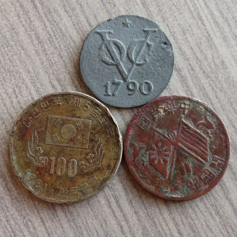 Uang Kuno Koin Asing Borongan 3 keping VOC Korea Selatan dan China