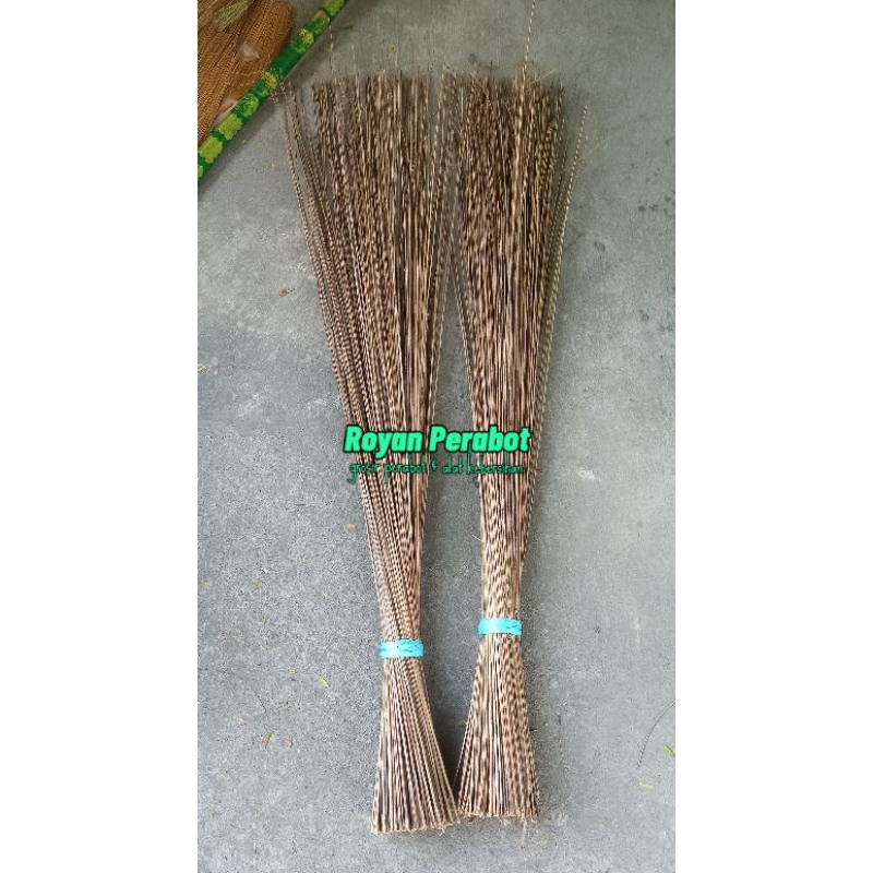 Sapu lidi /lidi biasa Coklat /sapu taman