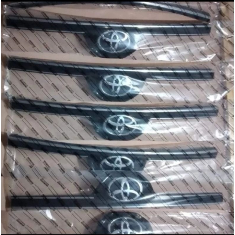 List grill depan Avanza 2022