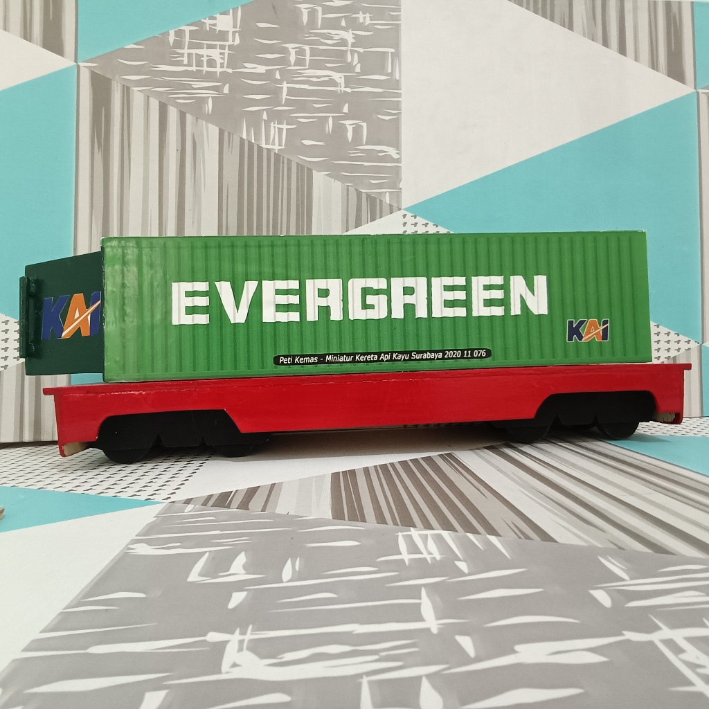 Miniatur Kereta Api Peti Kemas Random - MINIATUR KERETA API KAYU SURABAYA