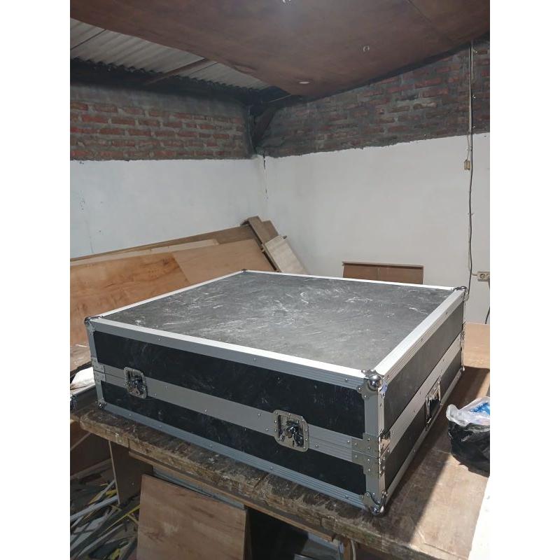 Hardcase Mixer 16Chnl