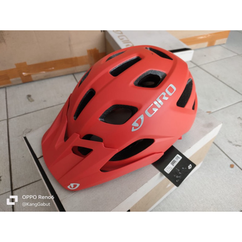 HELM / HELMET Sepeda GIRO FIXTURE / GIRO CORMICK