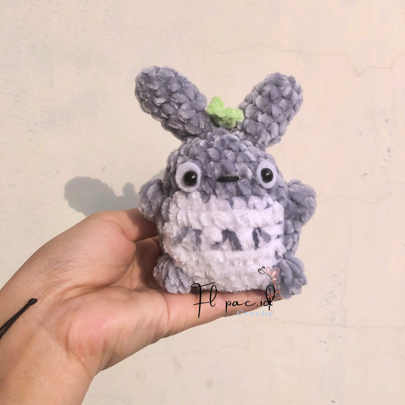 (READY STOCK) Totoro Amigurumi Crochet Doll