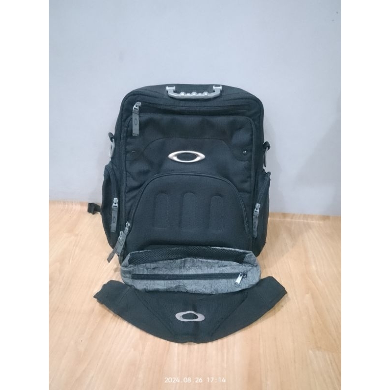oakley tas laptop 3 in 1 : ransel, sling bag, jinjing, [not original]