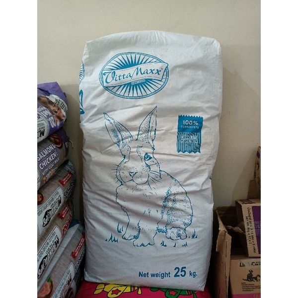 ( GRAB GOJEK) vitamax rabbit 25kg freshpack - makanan kelinci vitamax